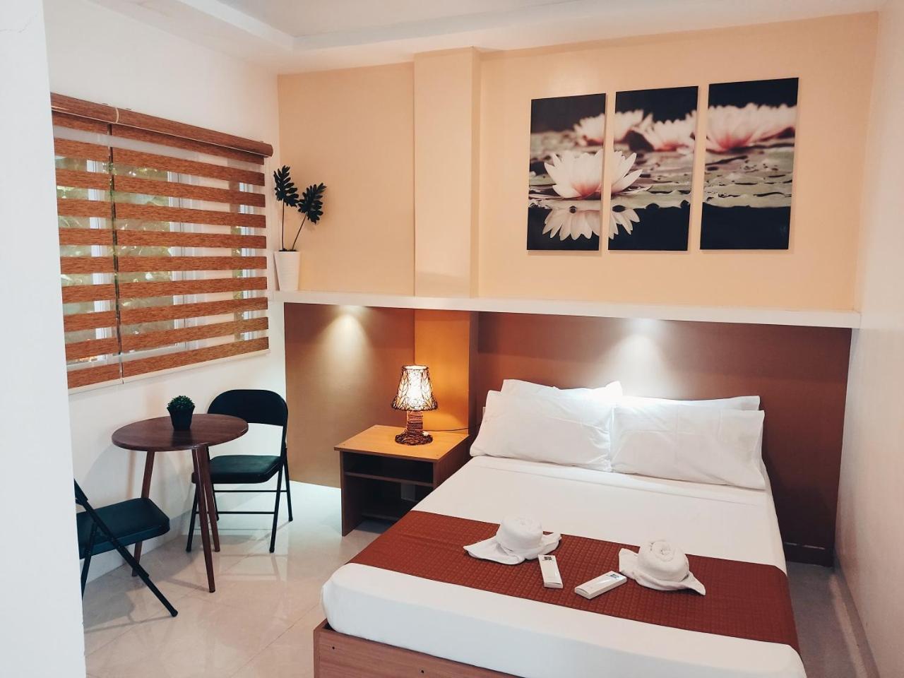 Aurelle Inn Legazpi Exterior foto