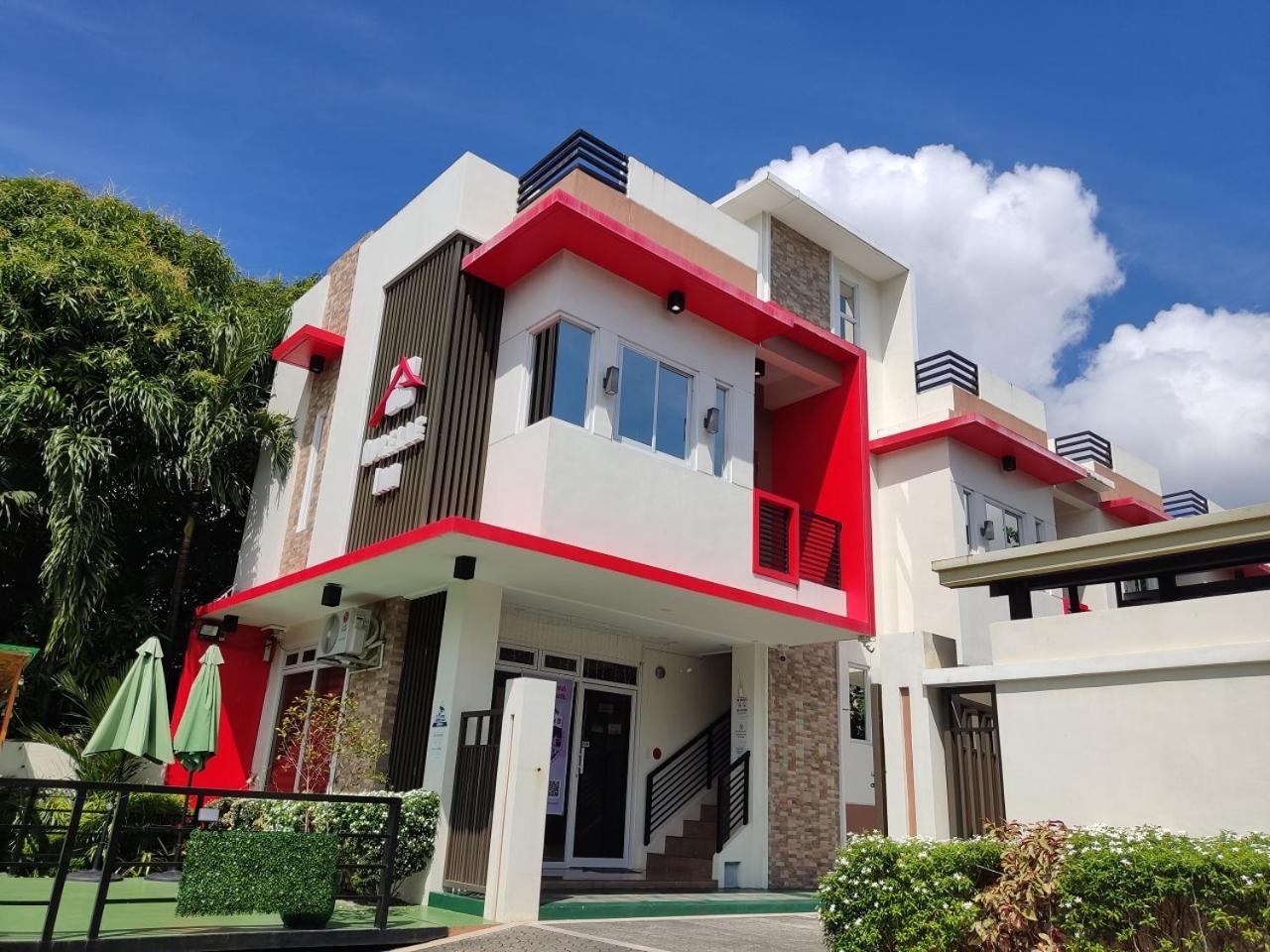 Aurelle Inn Legazpi Exterior foto
